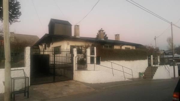 Апартаменты Casa Familiar Zarza Mora Сан-Карлос-де-Барилоче Экстерьер фото